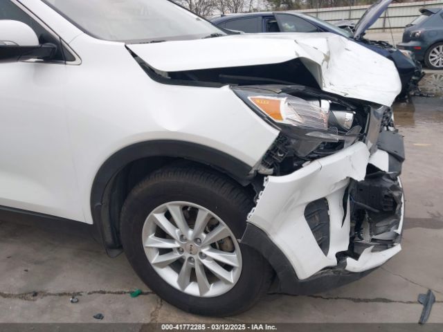 5XYPG4A38KG555012 KIA Sorento 2.4l Lx