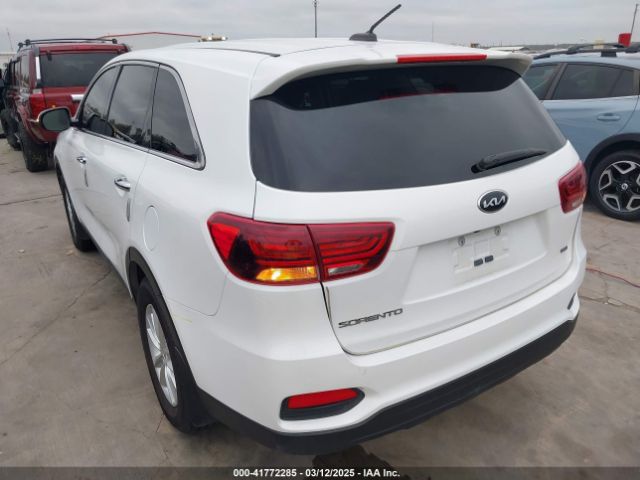 5XYPG4A38KG555012 KIA Sorento 2.4l Lx