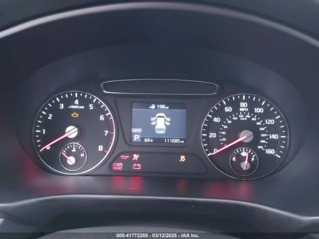 5XYPG4A38KG555012 KIA Sorento 2.4l Lx