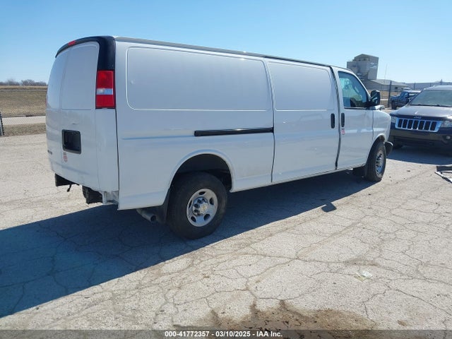 1GCZGHFP5P1138630 Chevrolet Express Cargo Rwd 3500 Extended Wheelbase Wt