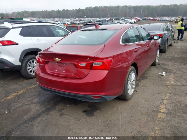 1G1ZD5STXJF242902 Chevrolet MALIBU LT