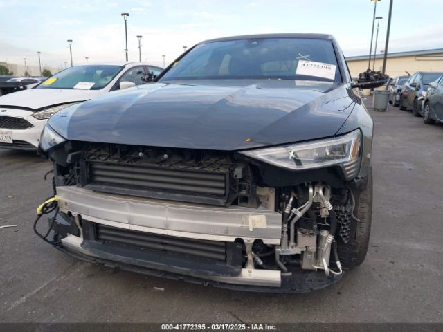 WA1BAAGE5RB011858 Audi Q8 E-tron S Line Premium Quattro