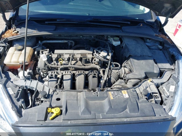 Ford FOCUS SE 2018 1FADP3K29JL222555 Image 10