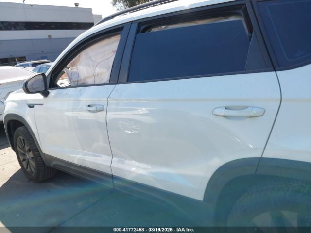 3VVCX7B23NM006994 Volkswagen Taos 1.5t S
