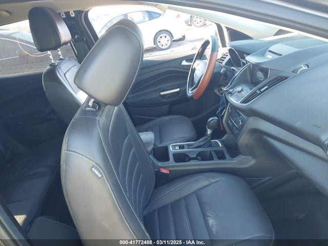 1FMCU0GD9HUB38906 Ford ESCAPE SE