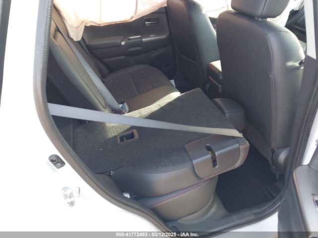 JA4ARUAU8NU024656 Mitsubishi Outlander Sport 2.0 Be Awc/2.0 Es Awc/2.0 Le Awc/2.0 Se Awc/2.0 Se Special Edition Awc