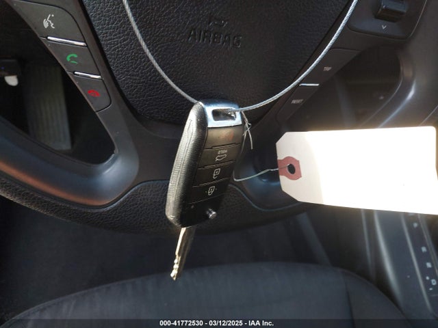 KNAFK4A61G5612006 KIA FORTE LX