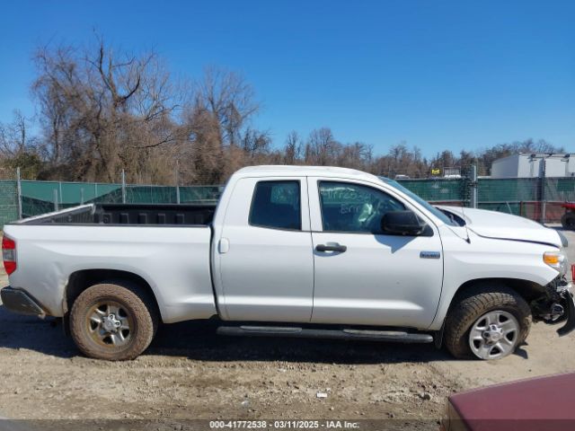5TFUM5F19HX072045 Toyota Tundra Sr 4.6l V8