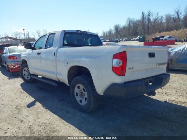 5TFUM5F19HX072045 Toyota Tundra Sr 4.6l V8