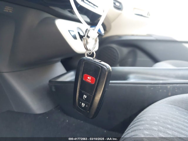 JTDKBRFU1G3024088 Toyota Prius Two