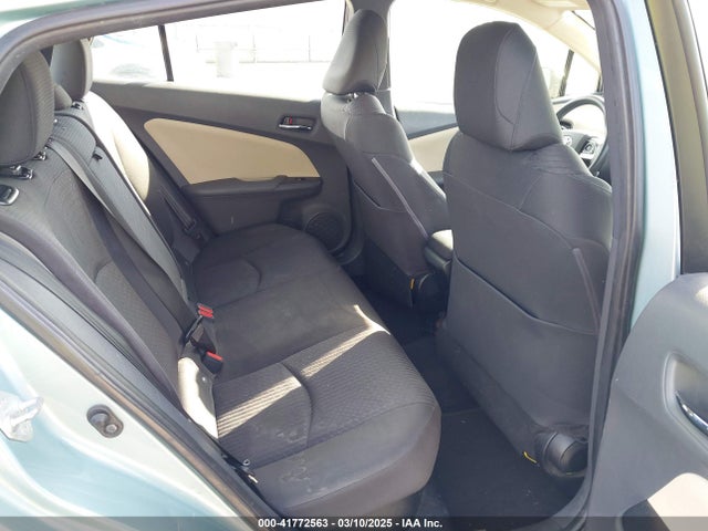 JTDKBRFU1G3024088 Toyota Prius Two