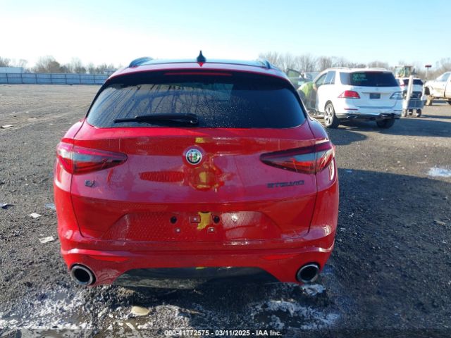 ZASPAKBN1M7D11070 Alfa Romeo Stelvio Ti Awd