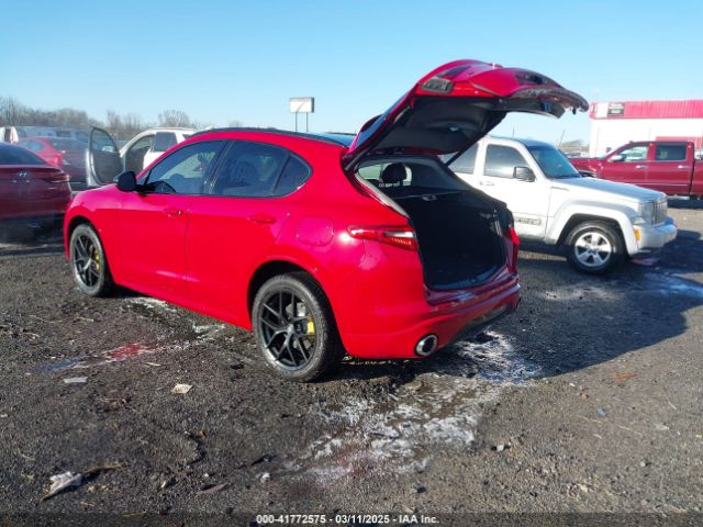 ZASPAKBN1M7D11070 Alfa Romeo Stelvio Ti Awd