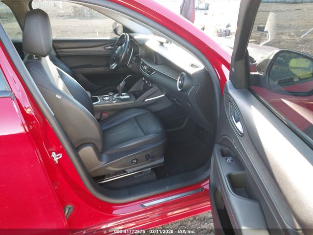 ZASPAKBN1M7D11070 Alfa Romeo Stelvio Ti Awd