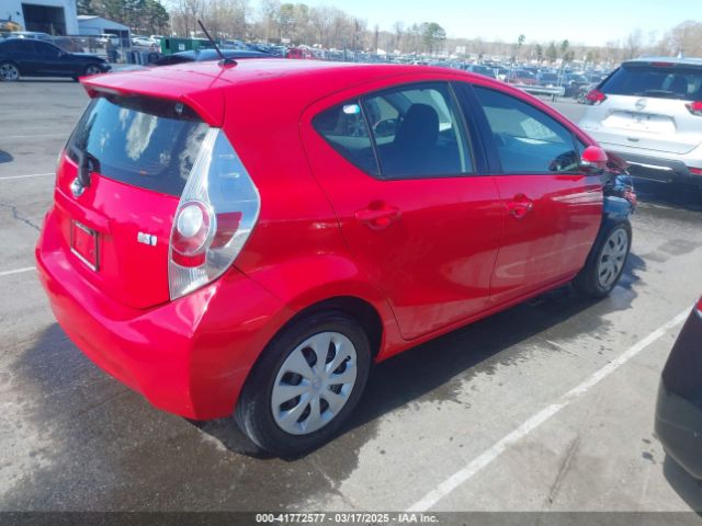 JTDKDTB37E1075172 Toyota Prius C Two