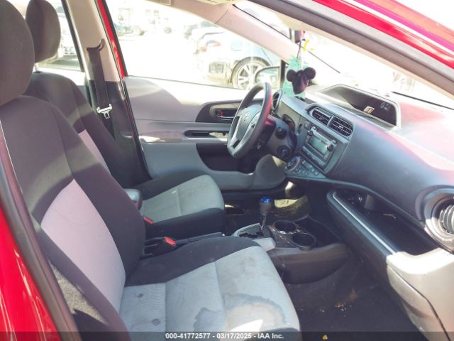 JTDKDTB37E1075172 Toyota Prius C Two