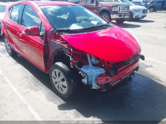 JTDKDTB37E1075172 Toyota Prius C Two