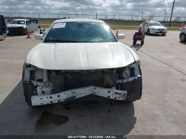 2C3CDXBG3FH866899 Dodge Charger Se