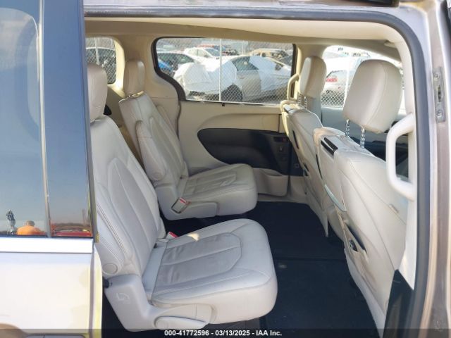 2C4RC1EG8HR771981 Chrysler Pacifica Touring-l Plus