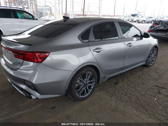 3KPF54AD6PE681500 KIA Forte Gt-line