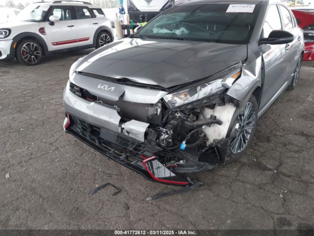 3KPF54AD6PE681500 KIA Forte Gt-line