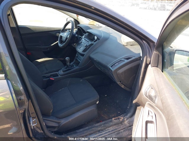 Ford FOCUS S 2016 1FADP3E25GL200802 Image 5