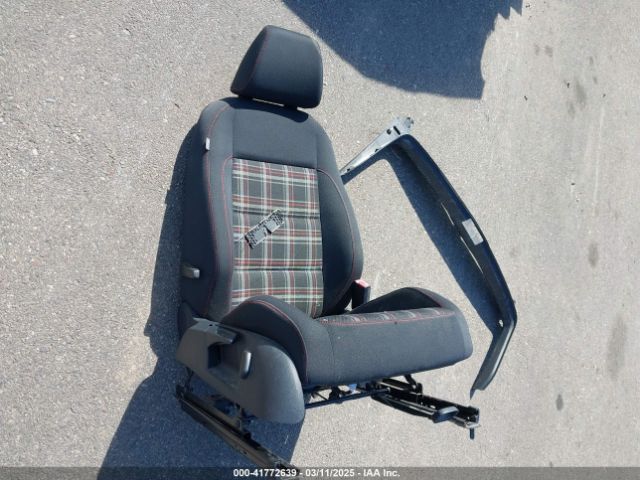 WVWHD7AJ8EW003725 Volkswagen Gti Wolfsburg Edition