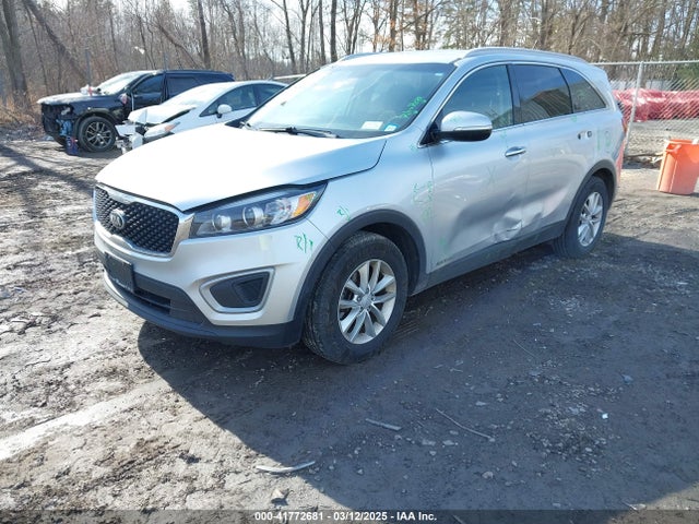 5XYPGDA58HG313895 KIA Sorento 3.3l Lx