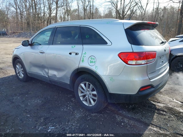 5XYPGDA58HG313895 KIA Sorento 3.3l Lx
