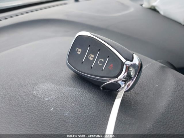 KL7CJPSM3NB558839 Chevrolet Trax Awd Lt