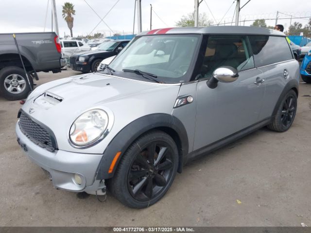 2010 MINI COOPER S CLUBMAN WMWMM3C58ATZ32863 Photo 1