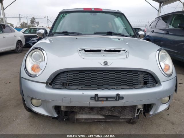 2010 MINI COOPER S CLUBMAN WMWMM3C58ATZ32863 Photo 5