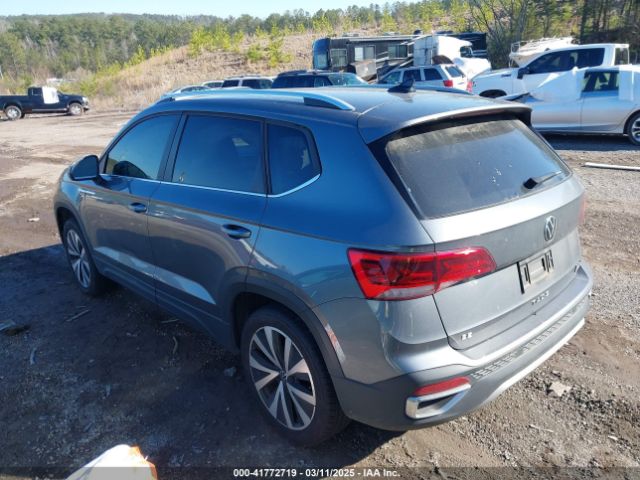2022 VOLKSWAGEN TAOS 3VVRX7B26NM086964 Photo 2
