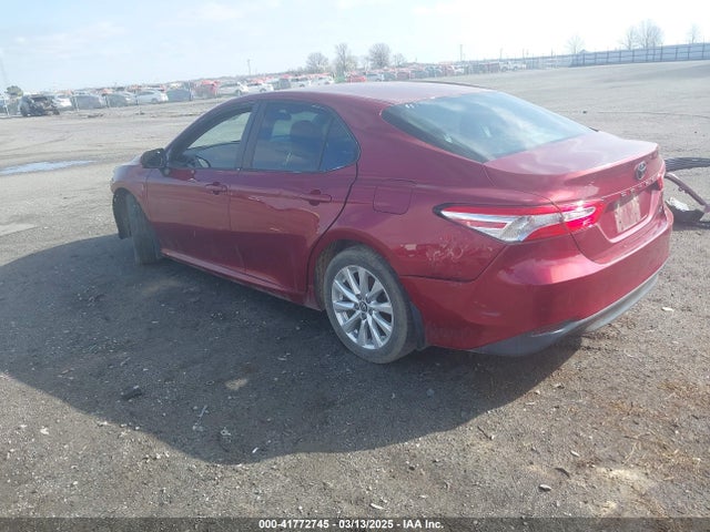 4T1B11HK9JU550207 Toyota CAMRY LE