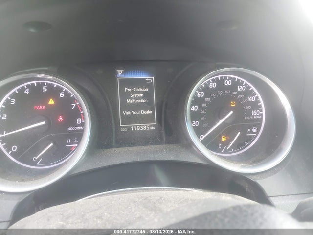 4T1B11HK9JU550207 Toyota CAMRY LE