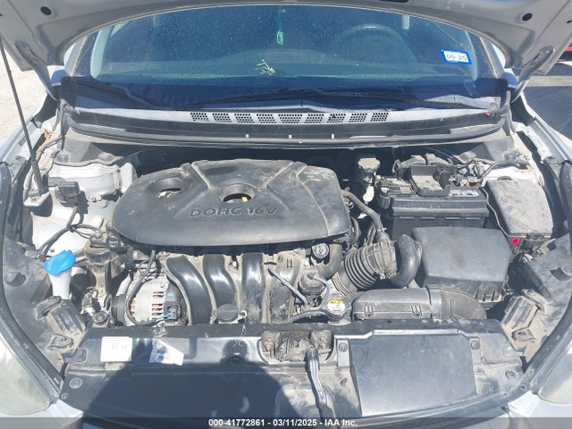 5NPDH4AE3EH525642 Hyundai ELANTRA SE