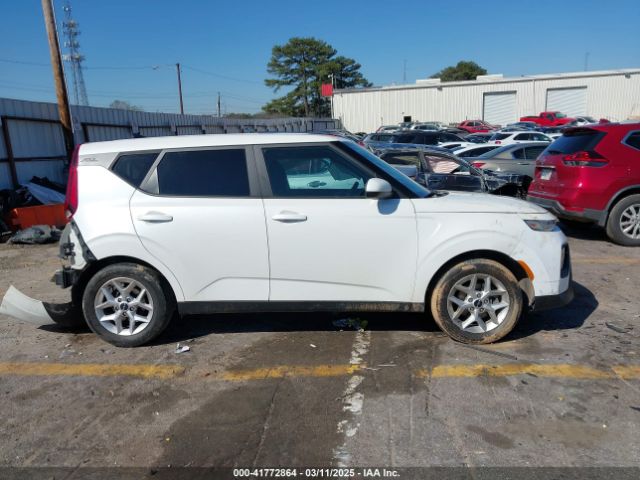 KNDJ23AU7N7832757 KIA SOUL LX