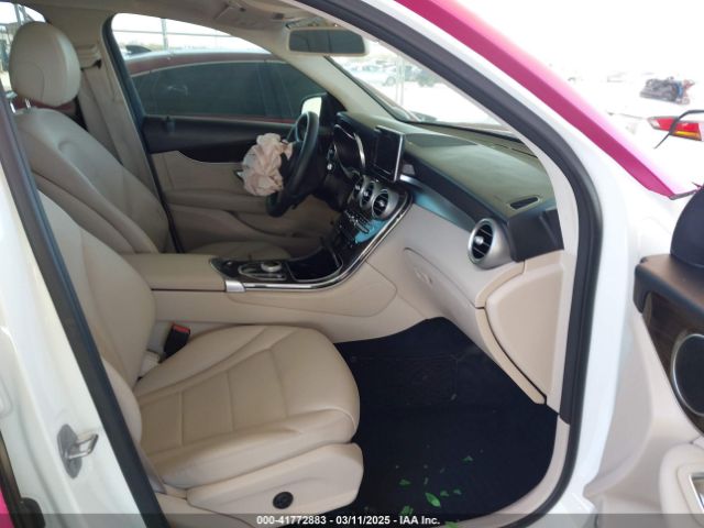 WDC0G4JB9JV048422 Mercedes-Benz GLC 300
