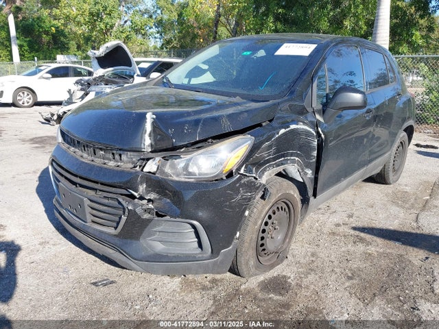 3GNCJKSB6KL178934 Chevrolet TRAX LS
