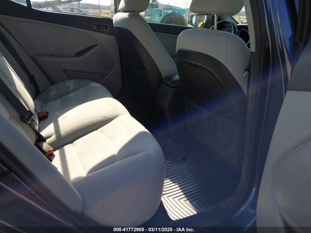5XXGM4A70FG375948 KIA Optima Lx