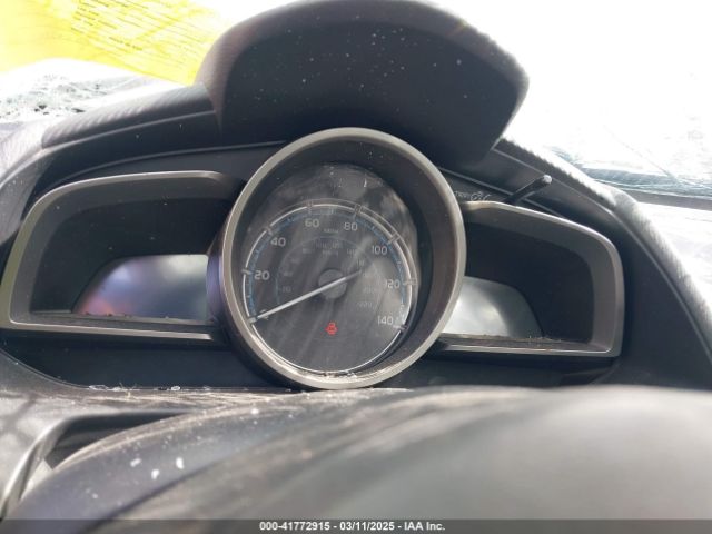 3MYDLBYV5KY521049 Toyota YARIS LE