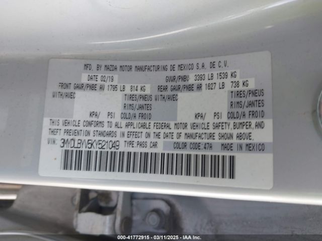 3MYDLBYV5KY521049 Toyota YARIS LE