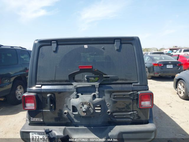 1C4HJXDG5NW180130 Jeep Wrangler Unlimited Sport S 4x4