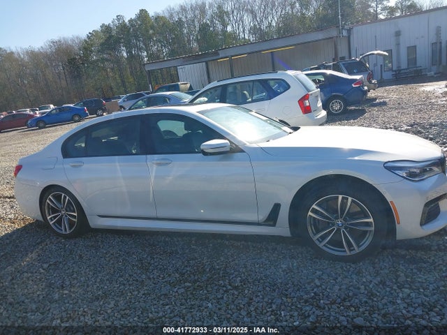 WBA7F0C34HGM21738 BMW 750i