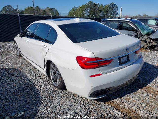 2017 BMW 750I WBA7F0C34HGM21738 Photo 2