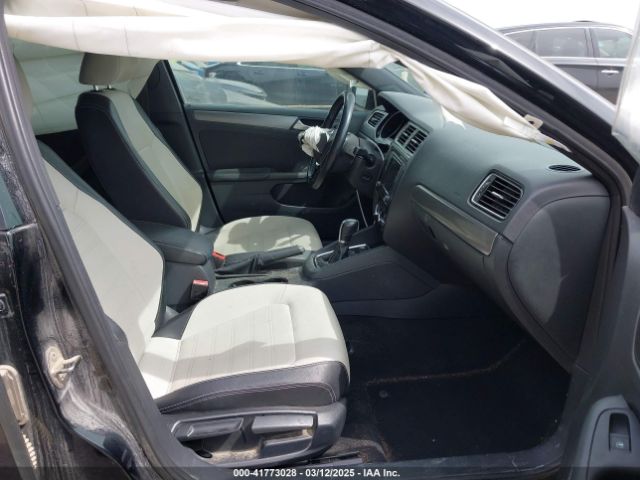 3VWD17AJ0GM409795 Volkswagen Jetta 1.8t Sport