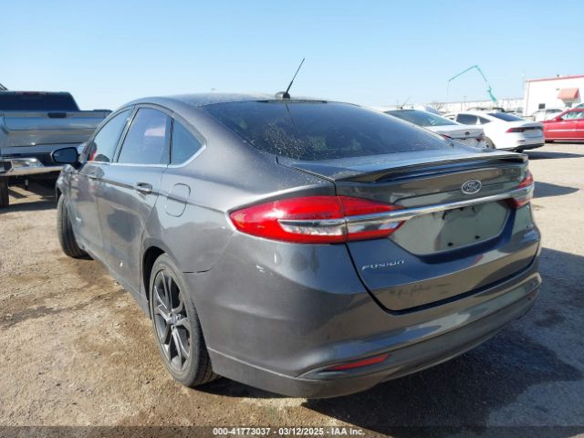 3FA6P0LU8JR116073 Ford Fusion Hybrid Se