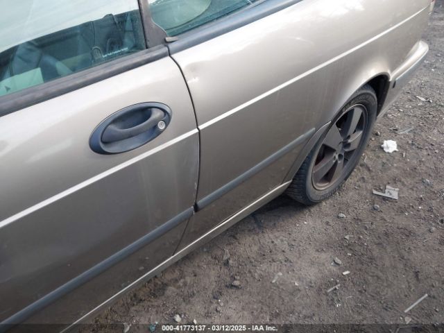 2003 SAAB 9-3 YS3DF78K737001021 Photo 5