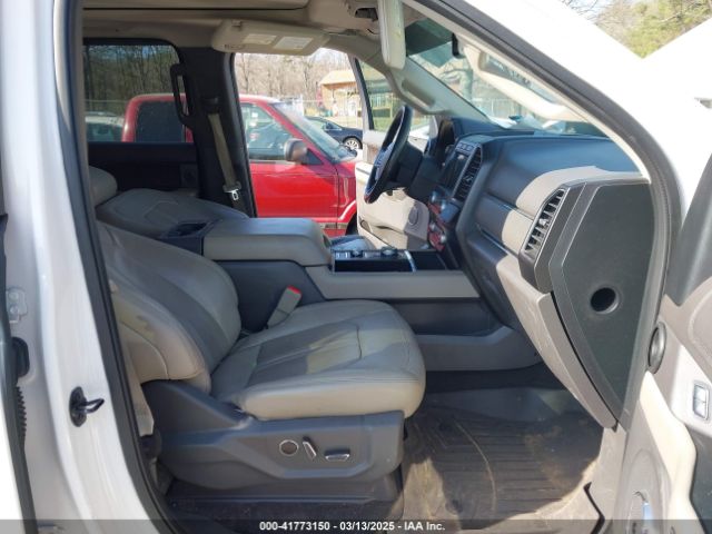 1FMJU2AT1JEA16611 Ford Expedition Limited