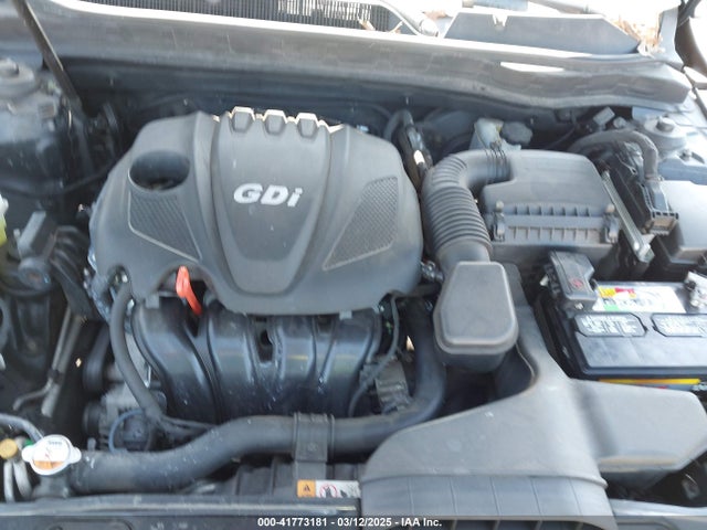5XXGM4A70EG270910 KIA Optima Lx